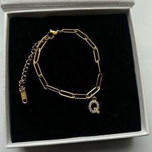 Gold Chain initial Q Bracelet with Crystal Charm